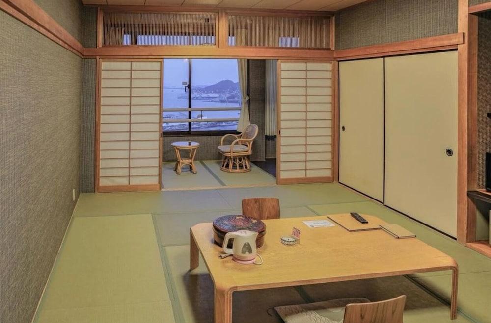 Hotel Nagasaki 3*
